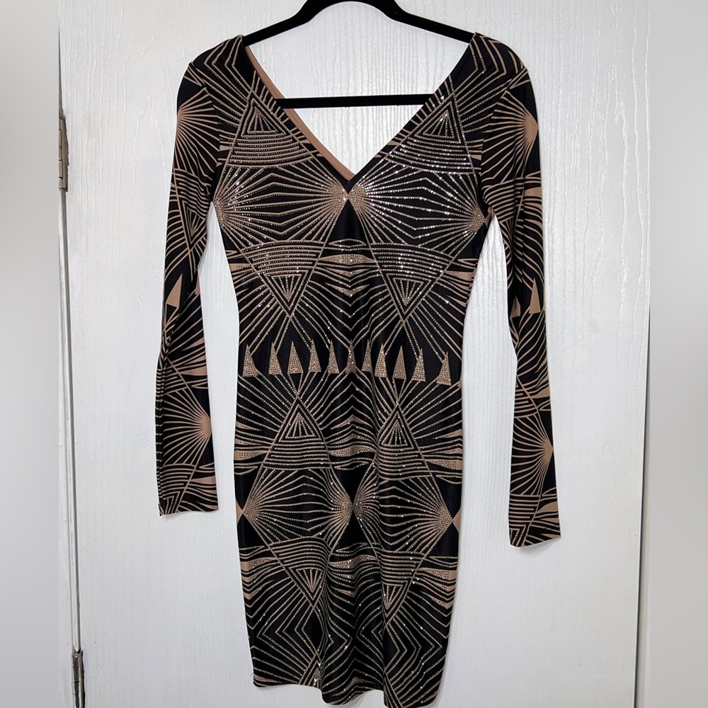 Geometric pattern glitter dress